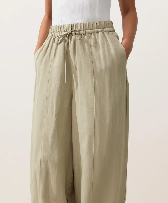 Pantaloni balon din amestec de lyocell și 24% in, cu cusături Pantaloni balon din amestec de lyocell și 24% in, cu cusături