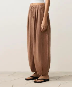 Pantaloni balon din in 100% cu imprimeu în dungi