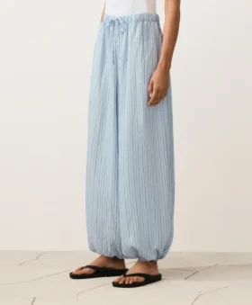 Pantaloni bloomer cu dungi din amestec de modal