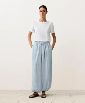 Pantaloni bloomer cu dungi din amestec de modal