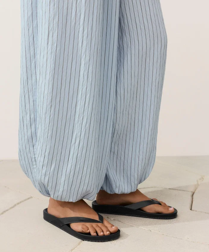 Pantaloni bloomer cu dungi din amestec de modal Pantaloni bloomer cu dungi din amestec de modal