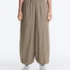 Pantaloni bloomer tehnici în carouri Pantaloni bloomer tehnici în carouri