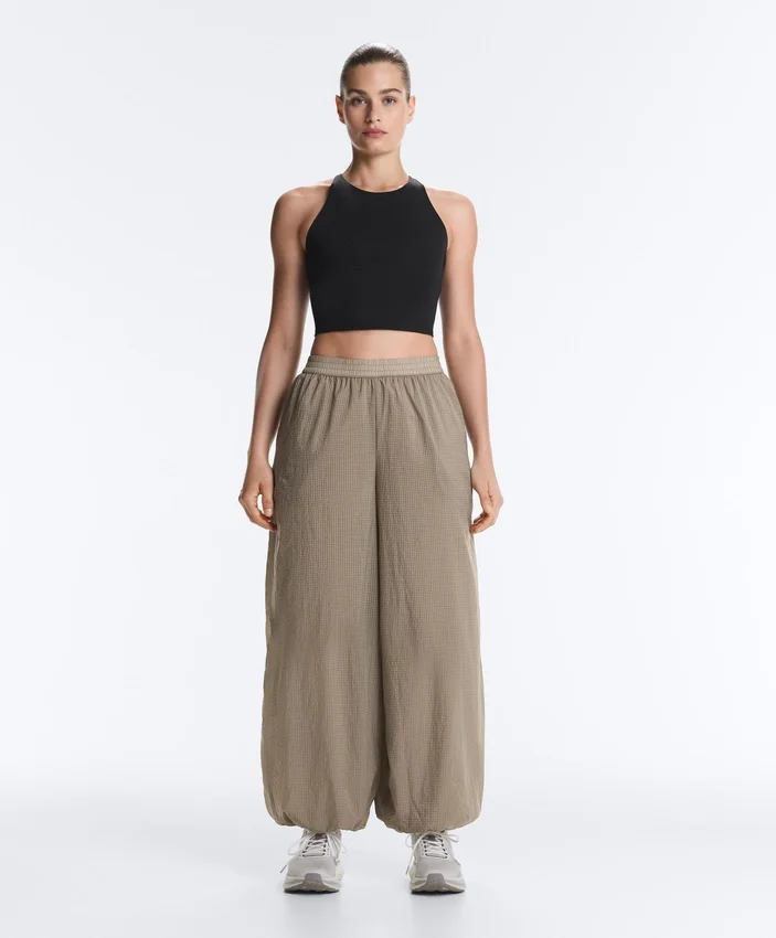 Pantaloni bloomer tehnici în carouri Pantaloni bloomer tehnici în carouri
