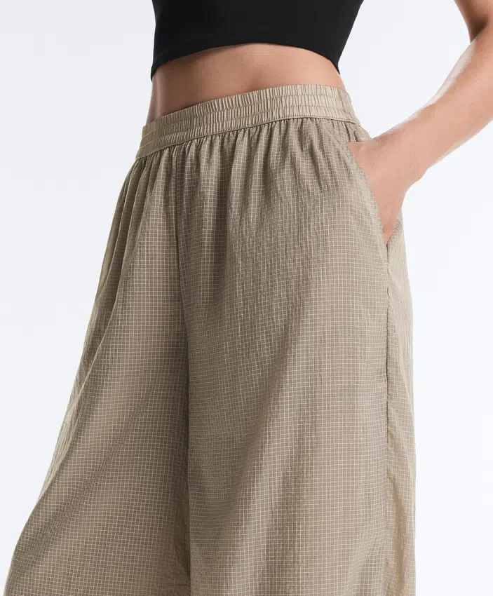 Pantaloni bloomer tehnici în carouri Pantaloni bloomer tehnici în carouri