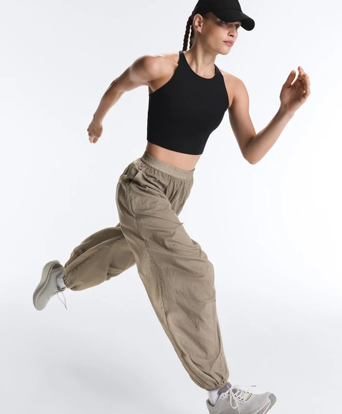 Pantaloni bloomer tehnici în carouri Pantaloni bloomer tehnici în carouri