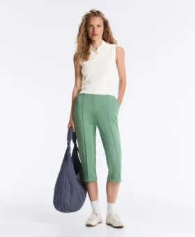 Pantaloni capri din piqué cu bucle pentru curea din bumbac Pantaloni capri din piqué cu bucle pentru curea din bumbac