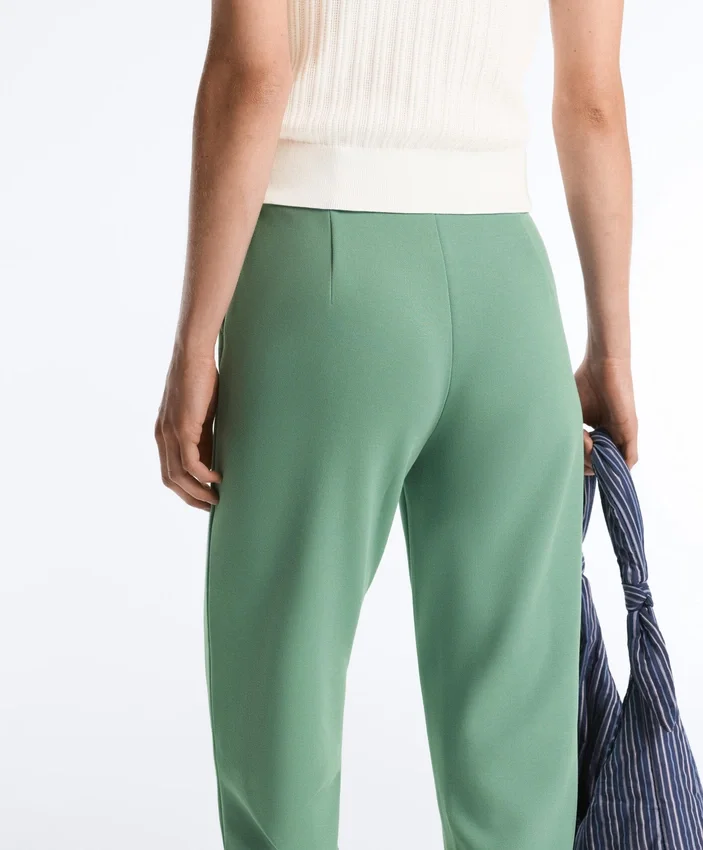 Pantaloni capri din piqué cu bucle pentru curea din bumbac Pantaloni capri din piqué cu bucle pentru curea din bumbac