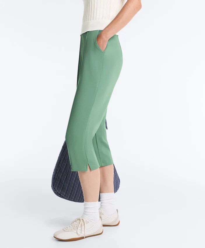 Pantaloni capri din piqué cu bucle pentru curea din bumbac Pantaloni capri din piqué cu bucle pentru curea din bumbac