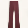 Pantaloni Comfortlux cu talie înaltă și croi evazat Pantaloni Comfortlux cu talie înaltă și croi evazat