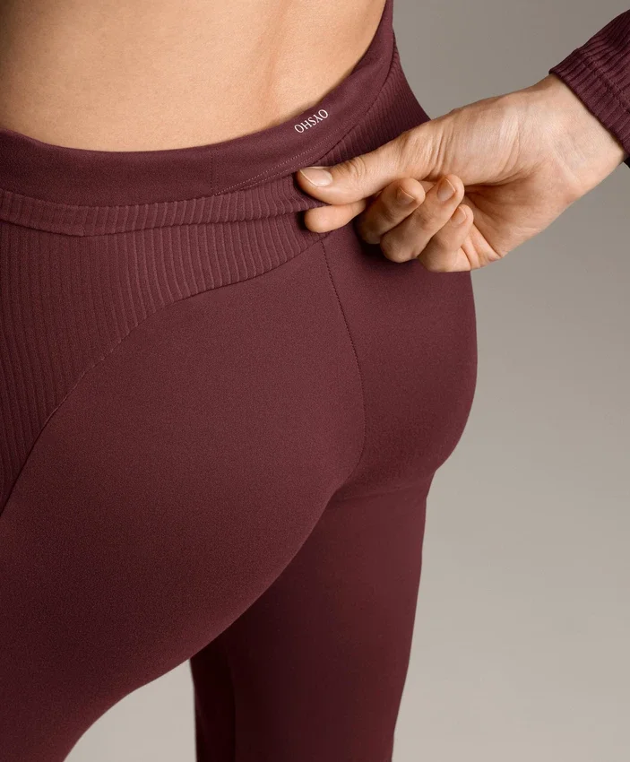 Pantaloni Comfortlux cu talie înaltă și croi evazat Pantaloni Comfortlux cu talie înaltă și croi evazat