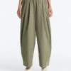 Pantaloni conici plisați din bumbac 100% Pantaloni conici plisați din bumbac 100%