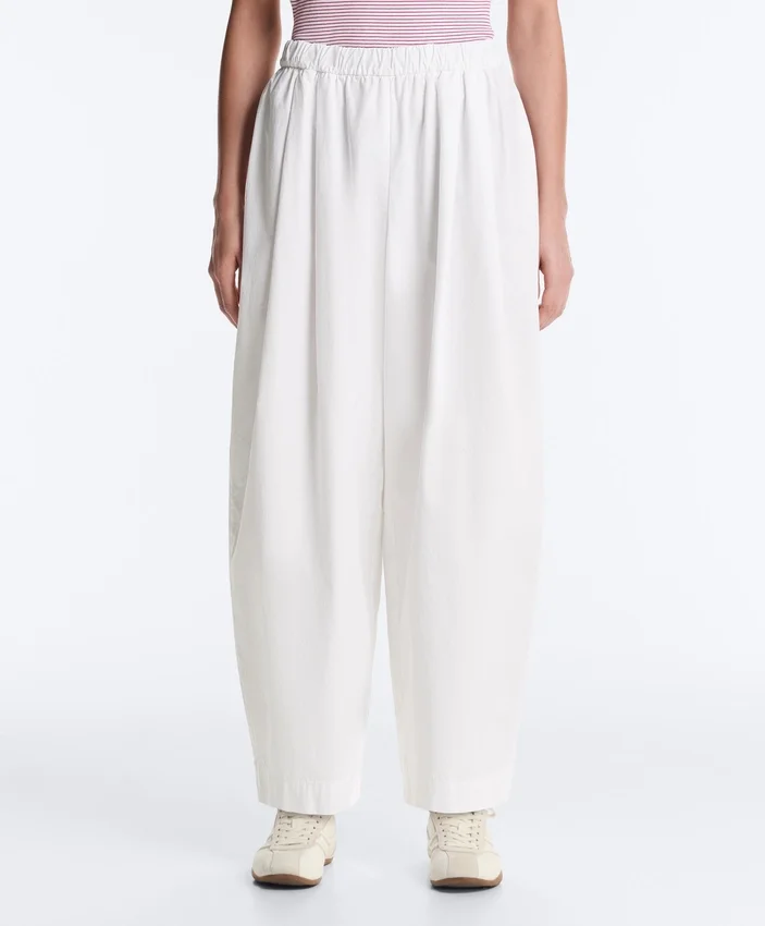 Pantaloni conici plisați din bumbac 100% Pantaloni conici plisați din bumbac 100%