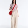 Pantaloni conici plisați din bumbac 100% Pantaloni conici plisați din bumbac 100%