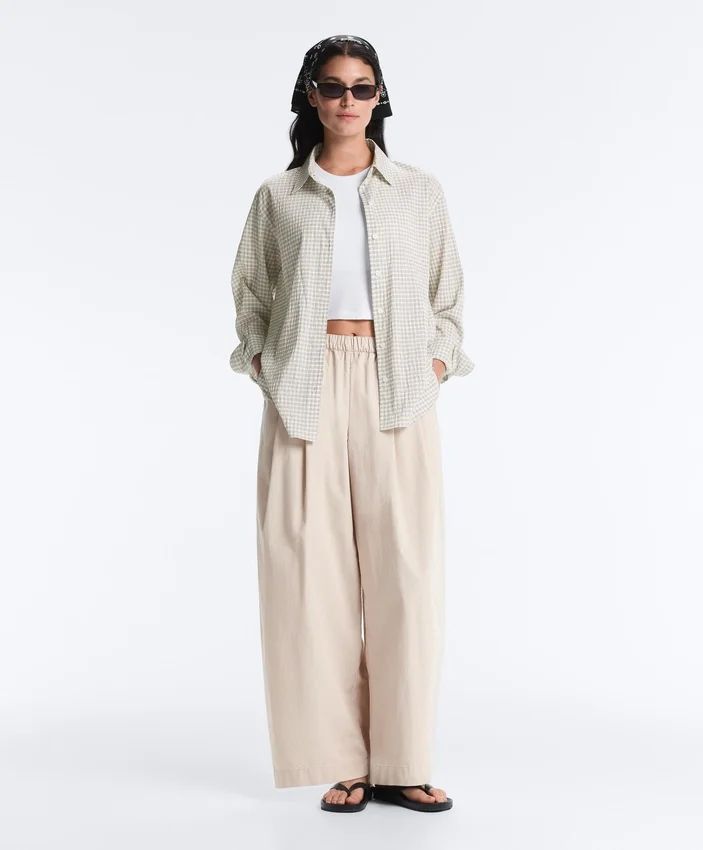 Pantaloni conici plisați din bumbac 100% Pantaloni conici plisați din bumbac 100%