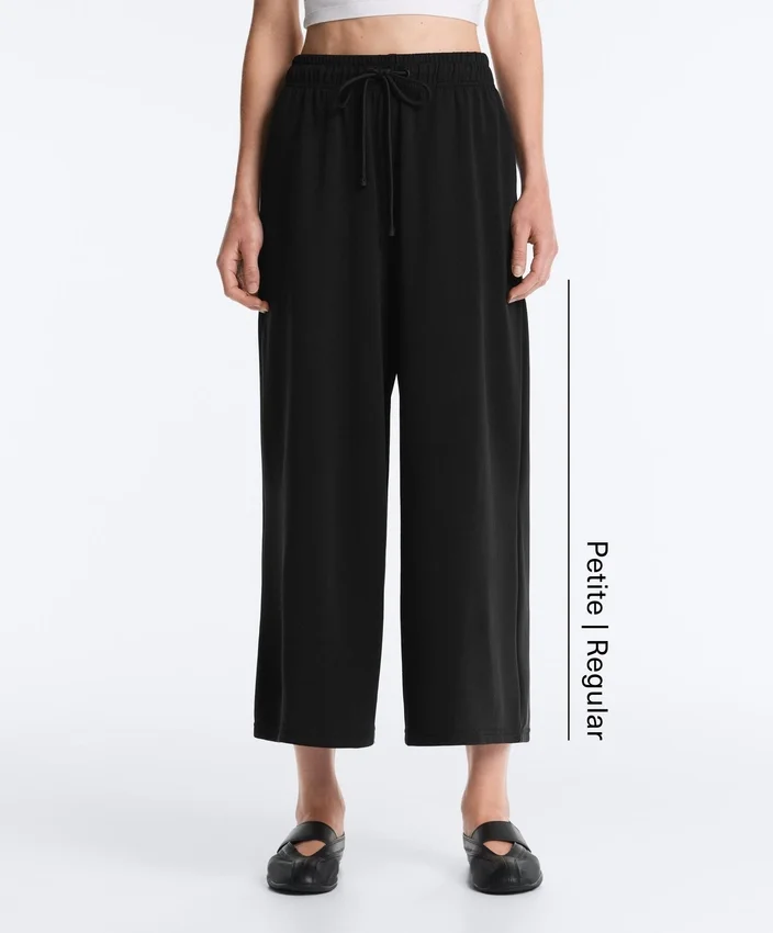 Pantaloni croi larg, cu talie înaltă, cu textură Soft Touch, din modal Pantaloni croi larg, cu talie înaltă, cu textură Soft Touch, din modal
