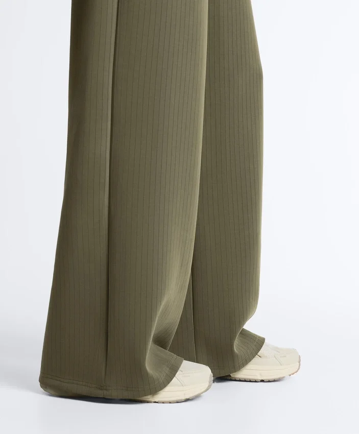 Pantaloni cu croi drept, cu dungi, din modal moale Soft Touch Pantaloni cu croi drept, cu dungi, din modal moale Soft Touch