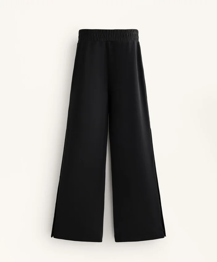 Pantaloni cu croi drept, cu nasturi și bordură din modal Soft Touch Pantaloni cu croi drept, cu nasturi și bordură din modal Soft Touch