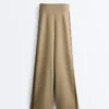 Pantaloni cu croi drept, cu talie înaltă, cu efect de neopren și bordură Pantaloni cu croi drept, cu talie înaltă, cu efect de neopren și bordură
