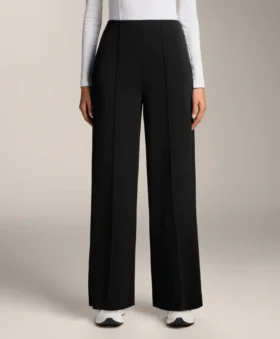 Pantaloni cu croi drept, din modal și cu pliuri Pantaloni cu croi drept, din modal și cu pliuri