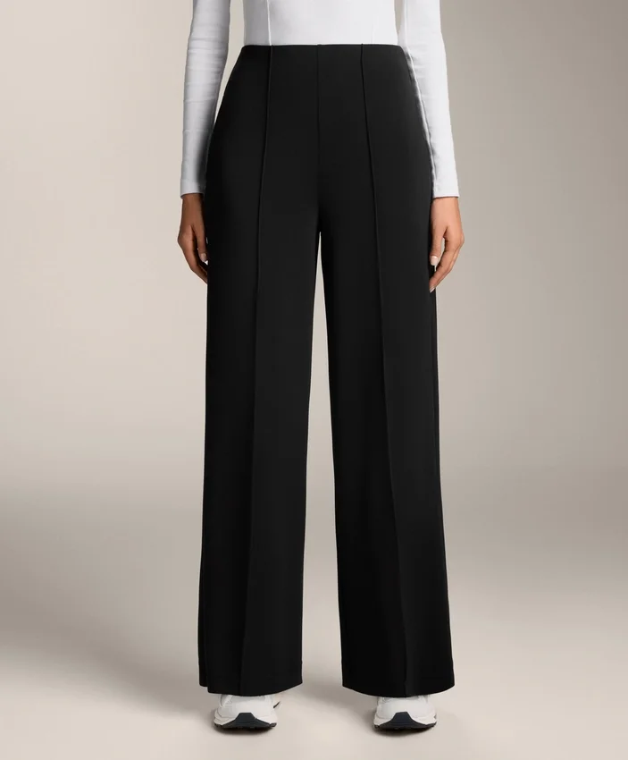 Pantaloni cu croi drept, din modal și cu pliuri Pantaloni cu croi drept, din modal și cu pliuri