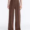 Pantaloni cu croi drept, din modal Soft Touch la atingere și cu bordură Pantaloni cu croi drept, din modal Soft Touch la atingere și cu bordură