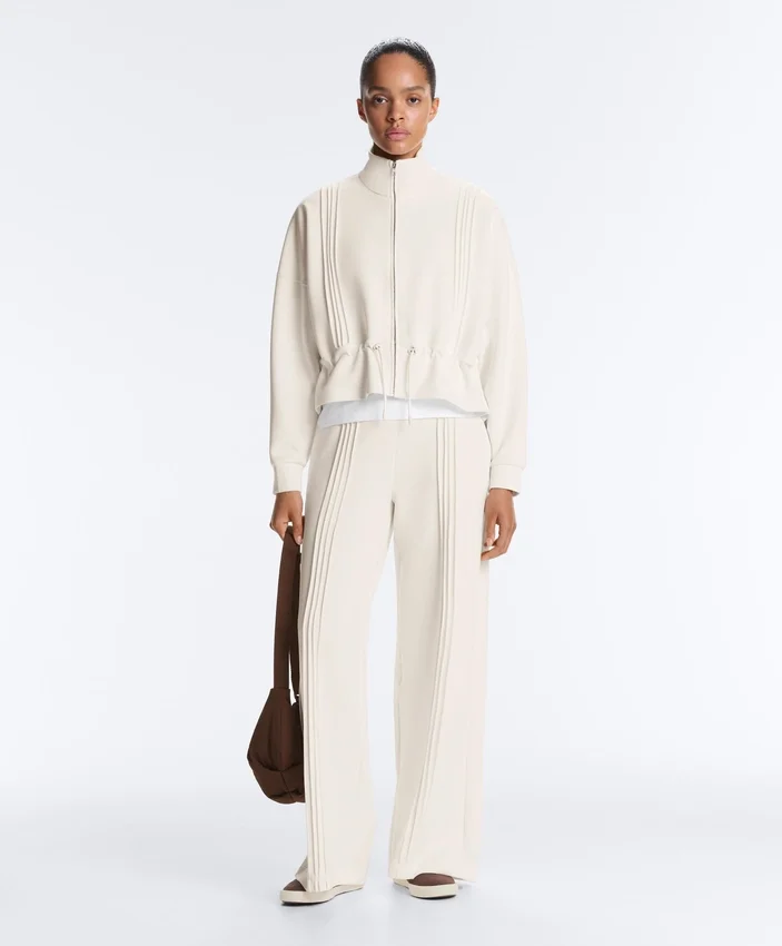 Pantaloni cu croi drept, din modal Soft Touch la atingere și cu bordură Pantaloni cu croi drept, din modal Soft Touch la atingere și cu bordură