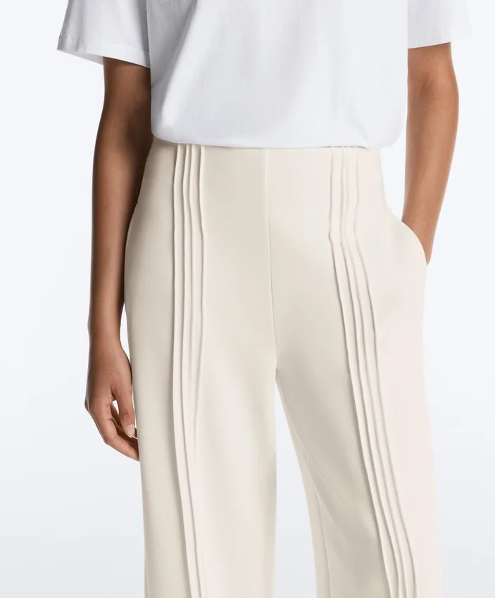 Pantaloni cu croi drept, din modal Soft Touch la atingere și cu bordură Pantaloni cu croi drept, din modal Soft Touch la atingere și cu bordură
