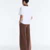 Pantaloni cu croi drept, din modal Soft Touch la atingere și cu bordură Pantaloni cu croi drept, din modal Soft Touch la atingere și cu bordură