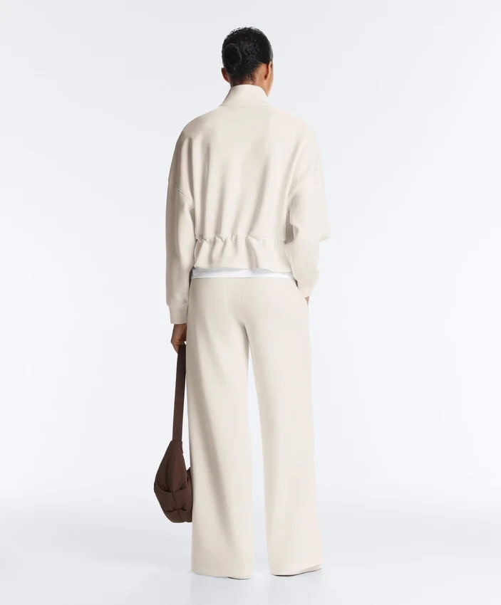 Pantaloni cu croi drept, din modal Soft Touch la atingere și cu bordură Pantaloni cu croi drept, din modal Soft Touch la atingere și cu bordură