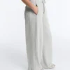 Pantaloni cu croi drept din piqué melanj Pantaloni cu croi drept din piqué melanj