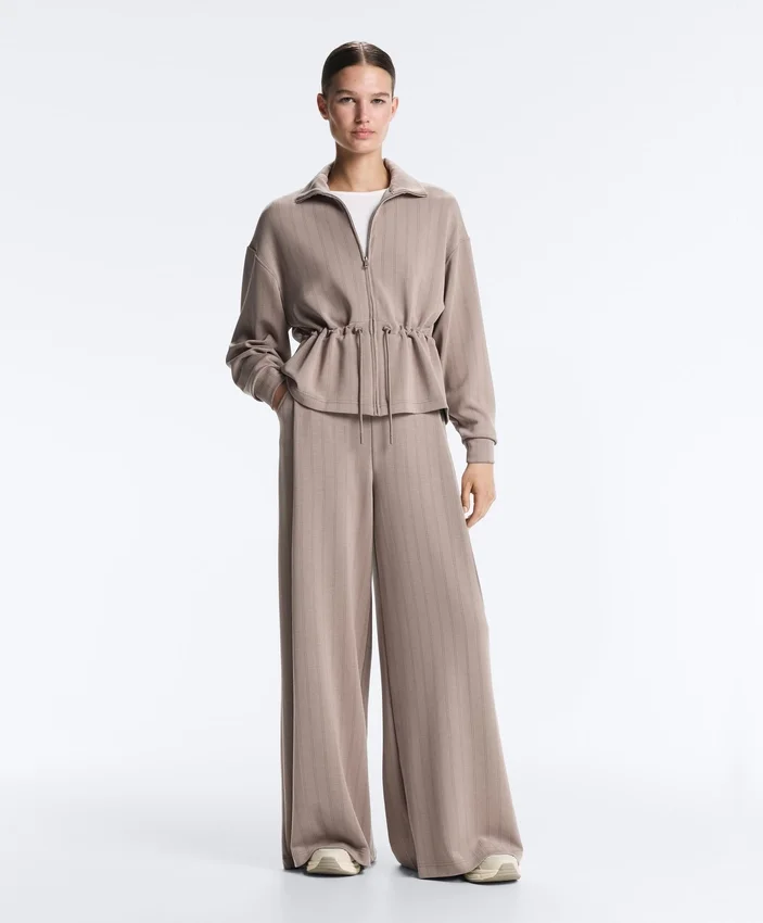 Pantaloni cu croi larg, cu dungi, din modal Soft Touch la atingere Pantaloni cu croi larg, cu dungi, din modal Soft Touch la atingere