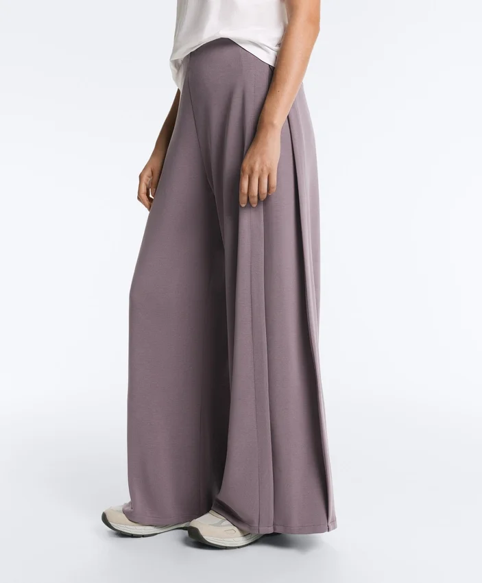 Pantaloni cu croi larg, cu textură Soft Touch, cu pliuri laterale și din modal Pantaloni cu croi larg, cu textură Soft Touch, cu pliuri laterale și din modal