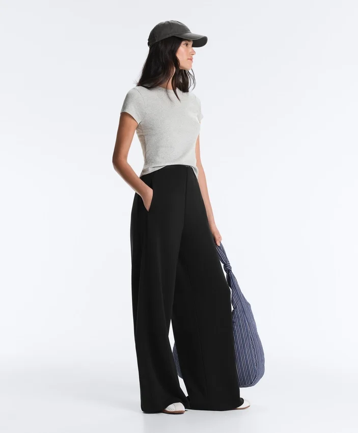 Pantaloni cu croi larg, din modal Soft Touch și cu tiv ajurat Pantaloni cu croi larg, din modal Soft Touch și cu tiv ajurat