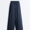 Pantaloni cu croi larg din poplin 100% bumbac Pantaloni cu croi larg din poplin 100% bumbac