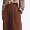 Pantaloni cu croi larg și talie înaltă din bumbac piqué Pantaloni cu croi larg și talie înaltă din bumbac piqué