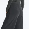 Pantaloni cu dungi asimetrice din modal Pantaloni cu dungi asimetrice din modal