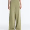 Pantaloni cu talie înaltă, croi larg și dungi fine, cu textură Soft Touch Pantaloni cu talie înaltă, croi larg și dungi fine, cu textură Soft Touch