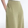 Pantaloni cu talie înaltă, croi larg și dungi fine, cu textură Soft Touch Pantaloni cu talie înaltă, croi larg și dungi fine, cu textură Soft Touch