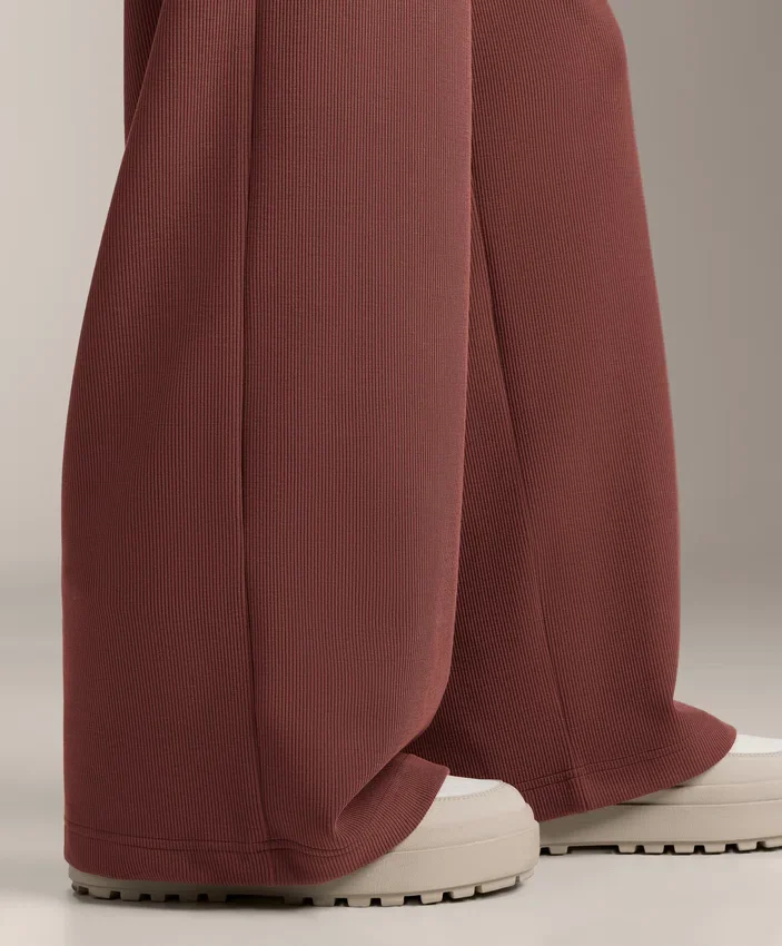 Pantaloni cu talie înaltă din material rib, cu modal Soft Touch la atingere Pantaloni cu talie înaltă din material rib, cu modal Soft Touch la atingere