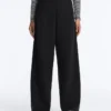 Pantaloni cu talie înaltă și croi larg, cu efect de neopren Pantaloni cu talie înaltă și croi larg, cu efect de neopren