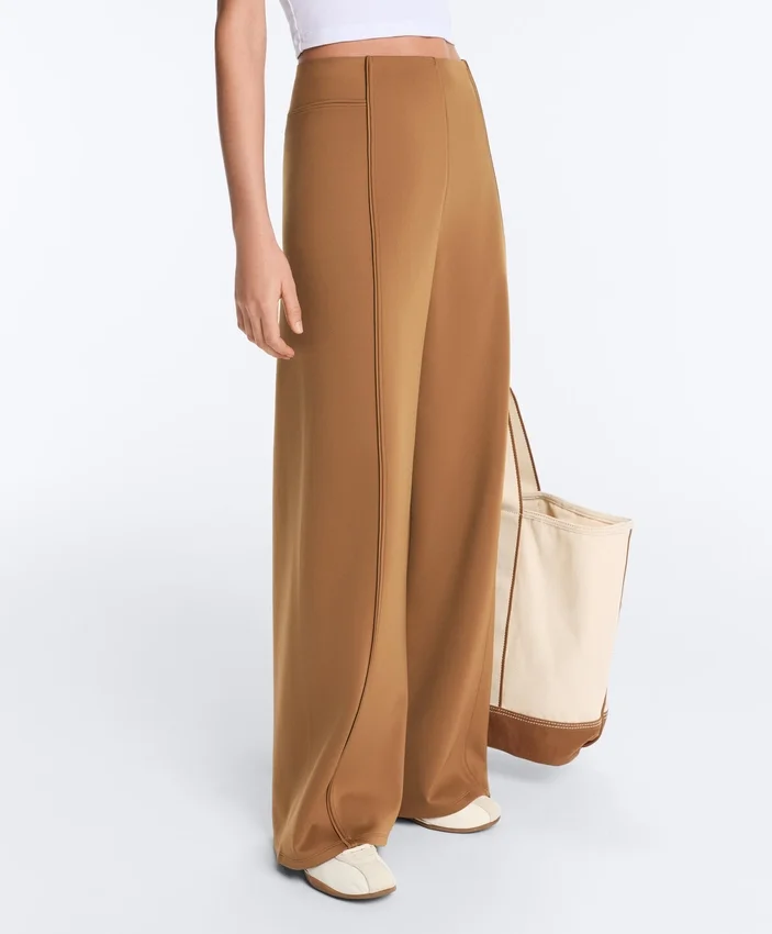 Pantaloni cu talie înaltă și croi larg, cu efect de neopren Pantaloni cu talie înaltă și croi larg, cu efect de neopren