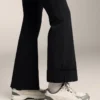 Pantaloni de maternitate Warm Flare Pantaloni de maternitate Warm Flare