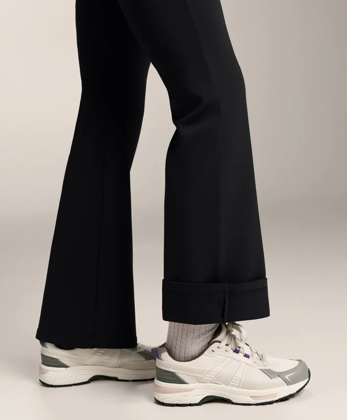 Pantaloni de maternitate Warm Flare Pantaloni de maternitate Warm Flare