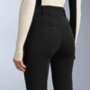 Pantaloni de schi elastici, cu talie înaltă și croi evazat, rezistenți la apă Pantaloni de schi elastici, cu talie înaltă și croi evazat, rezistenți la apă