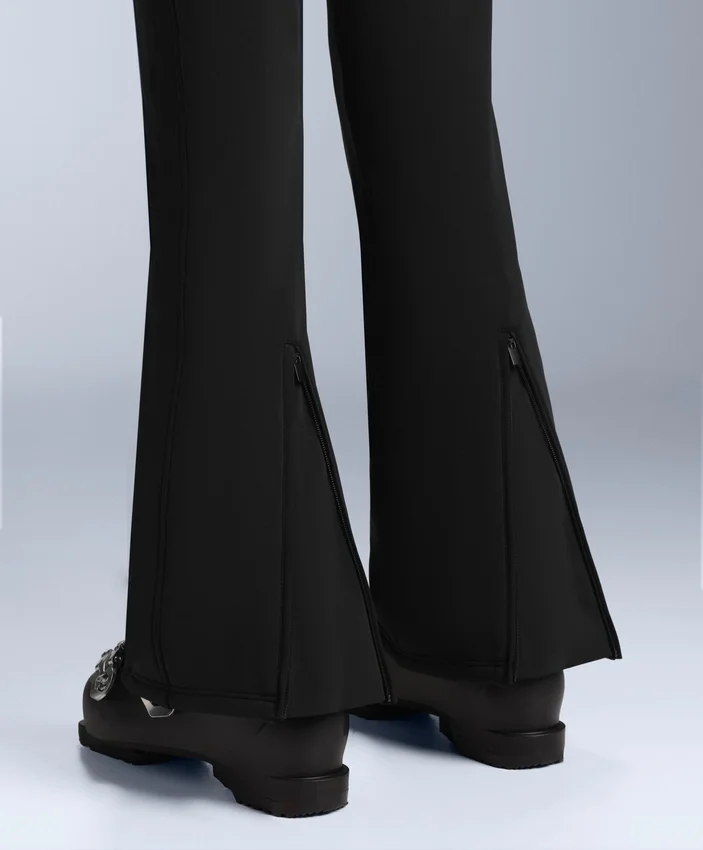 Pantaloni de schi elastici, rezistenți la apă, cu croi evazat pe toată lungimea Pantaloni de schi elastici, rezistenți la apă, cu croi evazat pe toată lungimea