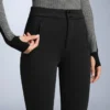 Pantaloni de schi elastici, rezistenți la apă, cu croi evazat pe toată lungimea Pantaloni de schi elastici, rezistenți la apă, cu croi evazat pe toată lungimea