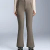 Pantaloni de schi evazați, elastici și rezistenți la apă Pantaloni de schi evazați, elastici și rezistenți la apă