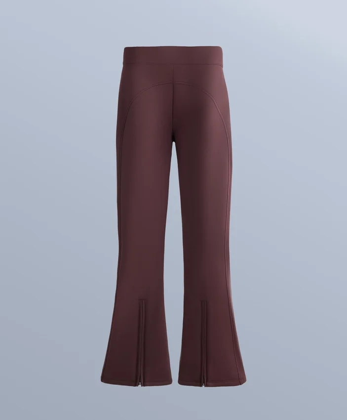 Pantaloni de schi evazați, elastici și rezistenți la apă Pantaloni de schi evazați, elastici și rezistenți la apă