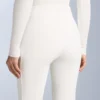 Pantaloni de schi evazați, elastici și rezistenți la apă Pantaloni de schi evazați, elastici și rezistenți la apă