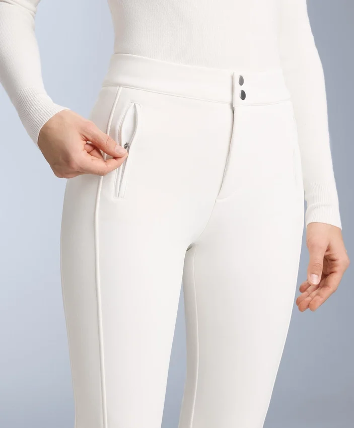 Pantaloni de schi evazați, elastici și rezistenți la apă Pantaloni de schi evazați, elastici și rezistenți la apă